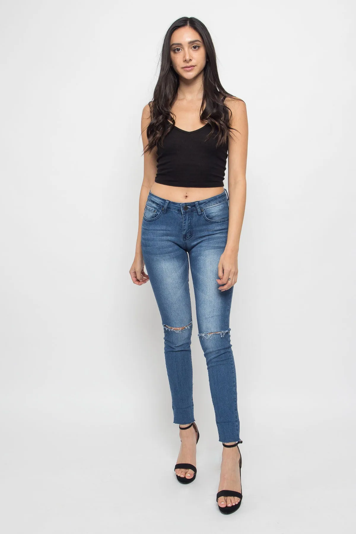 Basic Cropped V-Neck Cami Top