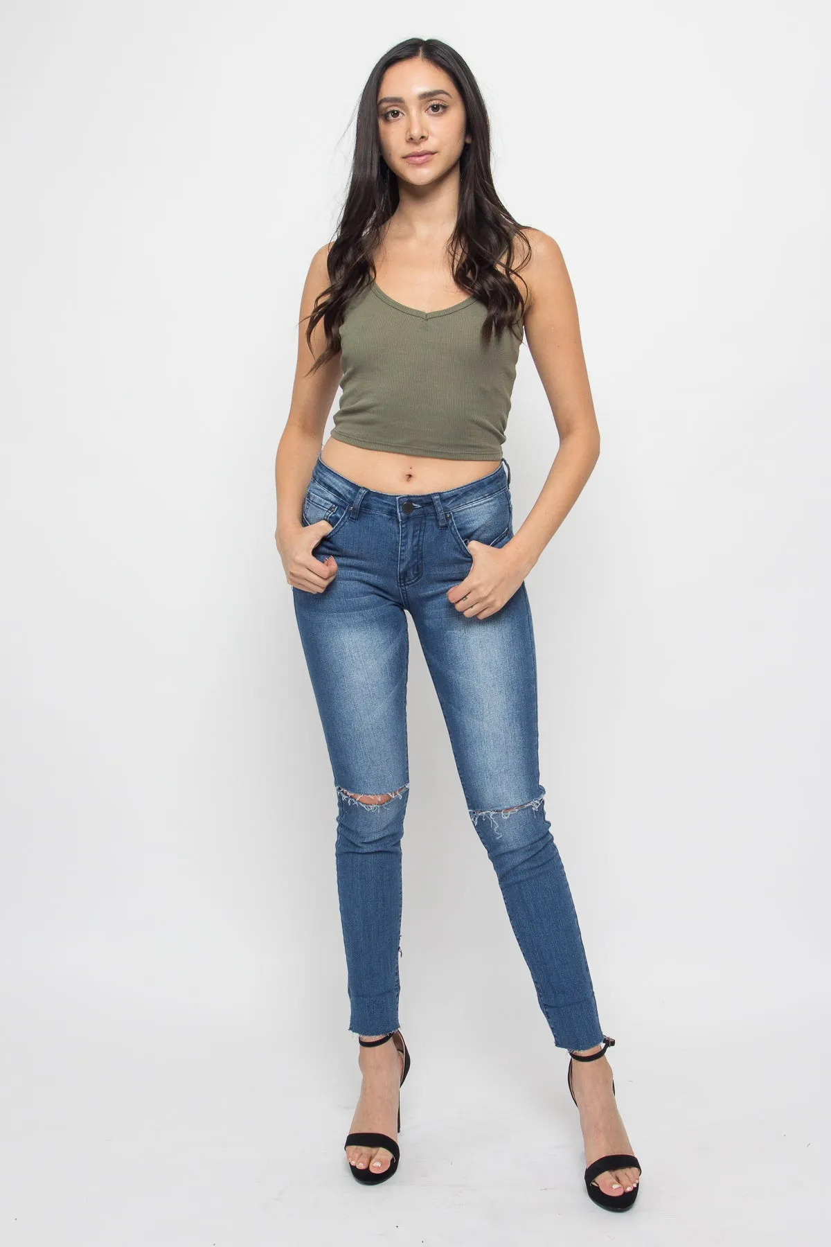 Basic Cropped V-Neck Cami Top