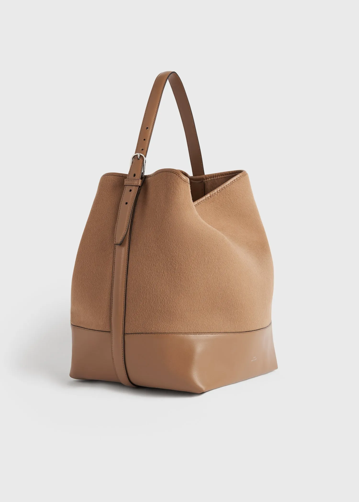 Belted doublé tote camel