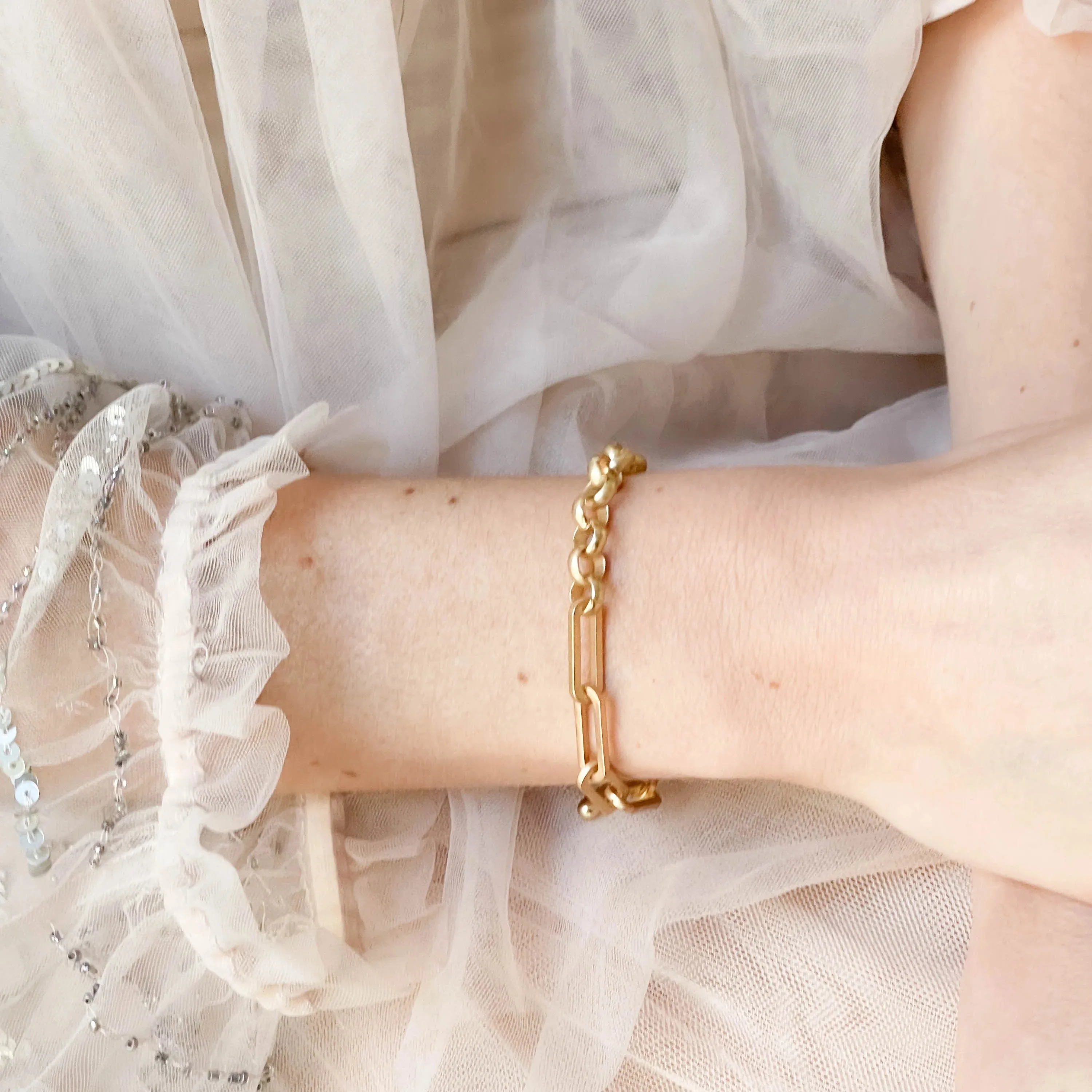 Chunky Two-Style Gold Chain Bracelet