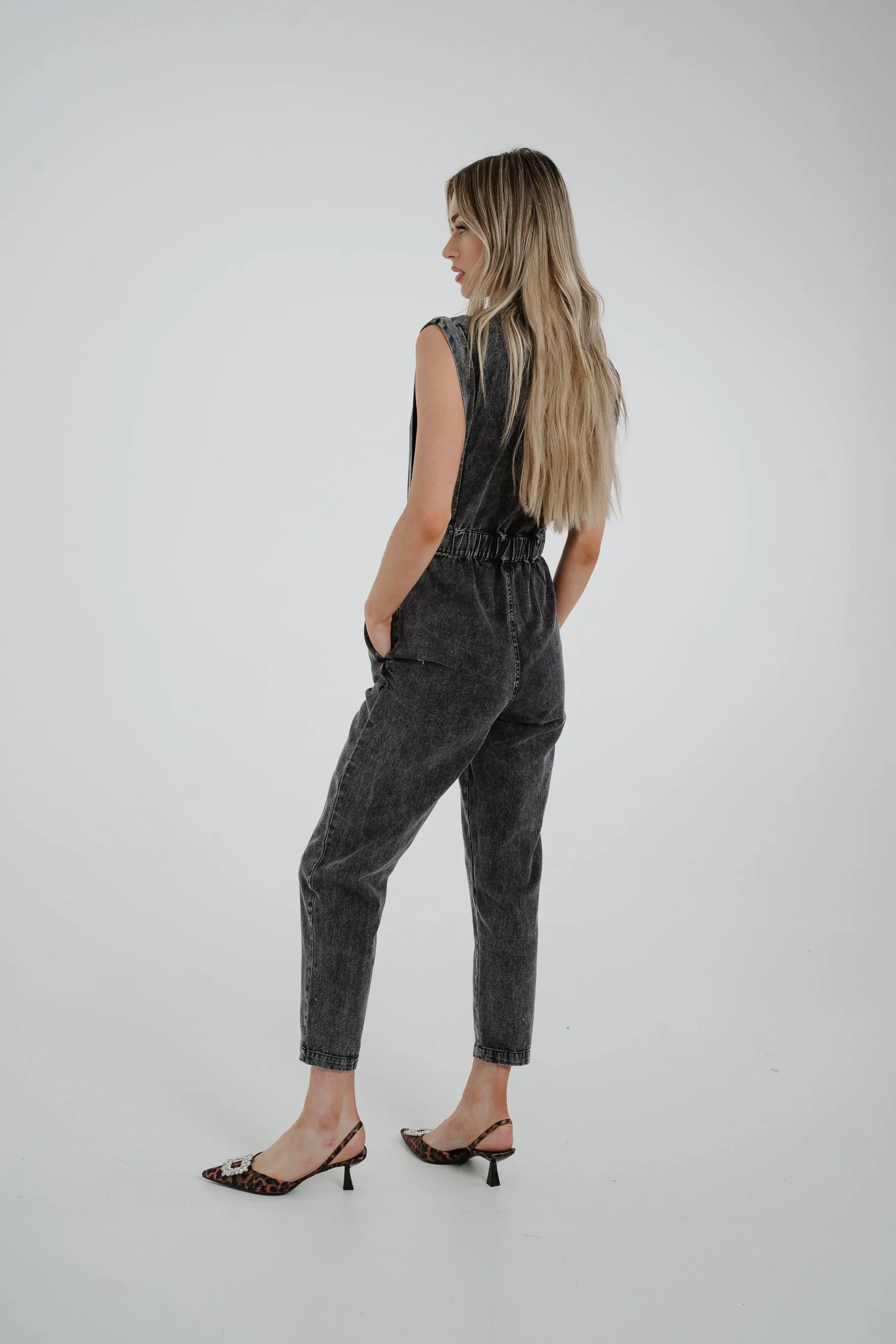 Cora Sleeveless Denim Jumpsuit In Black Wash