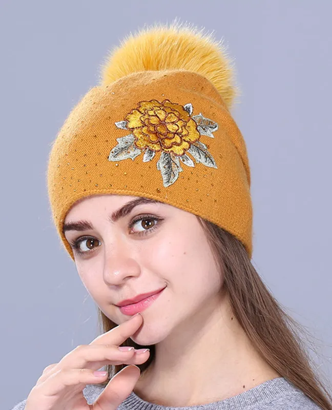 Embroidery knitted beanie hat