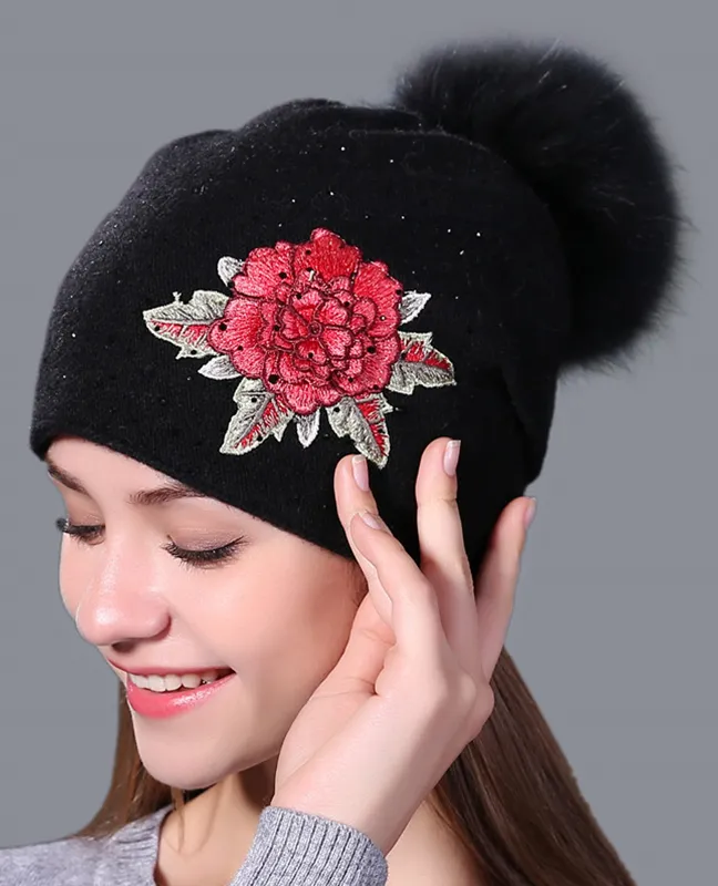 Embroidery knitted beanie hat