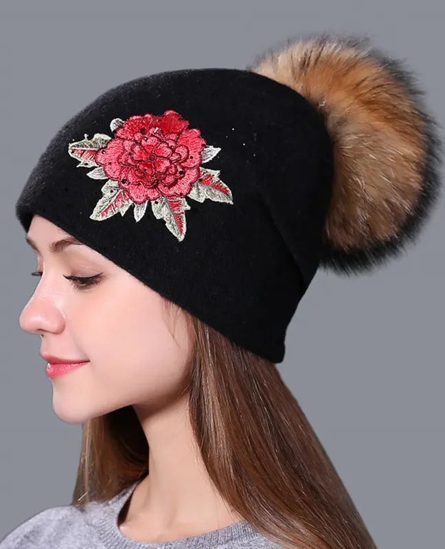 embroidery mink fur Beanie