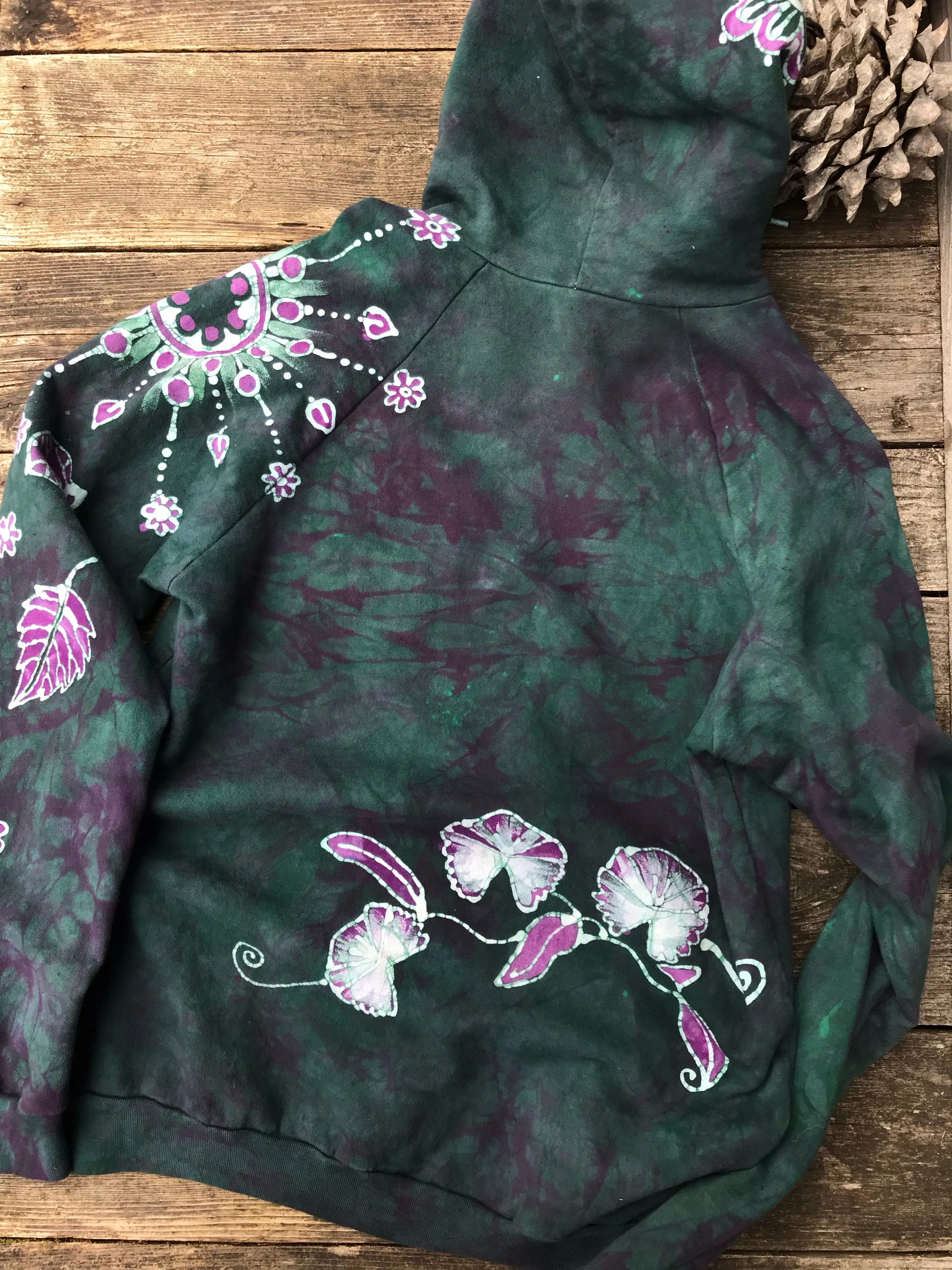 Green Valley Wildflowers Pullover Batik Hoodie in Organic Cotton - Size Medium