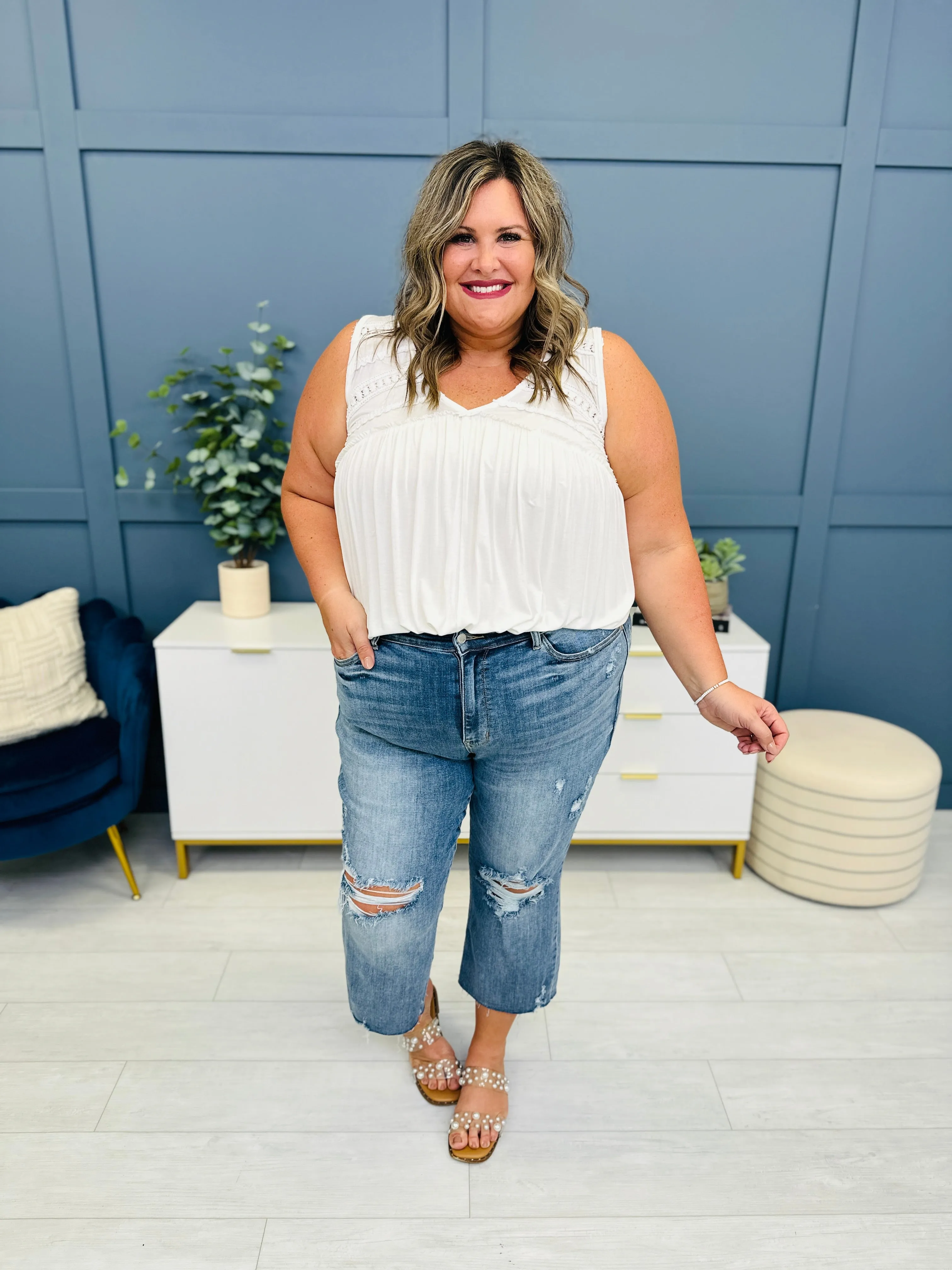 Judy Blue REG/CURVY Crop You Out Wide Leg Cropped Jeans