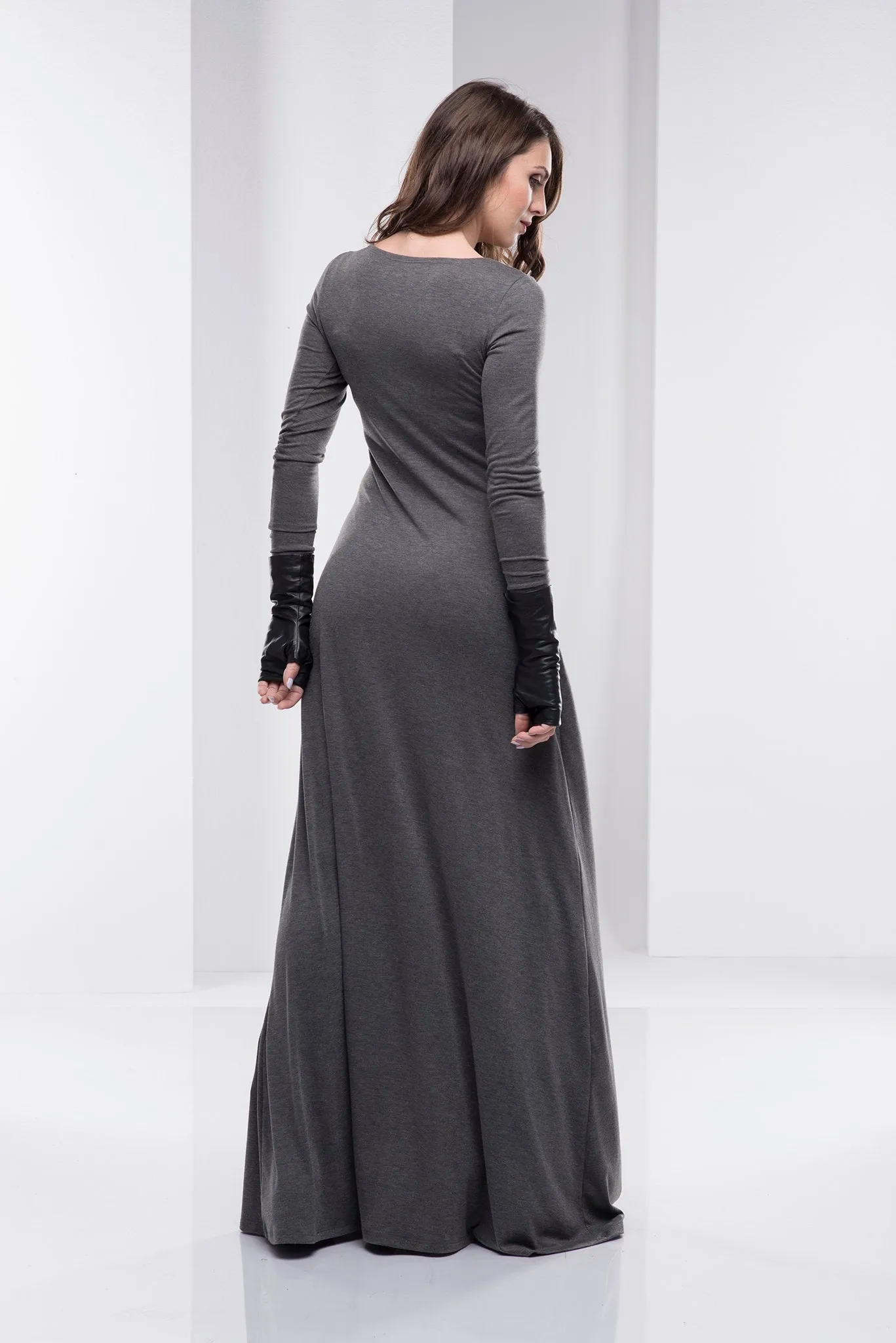 Minimalist Full Sleeve Maxi Dress