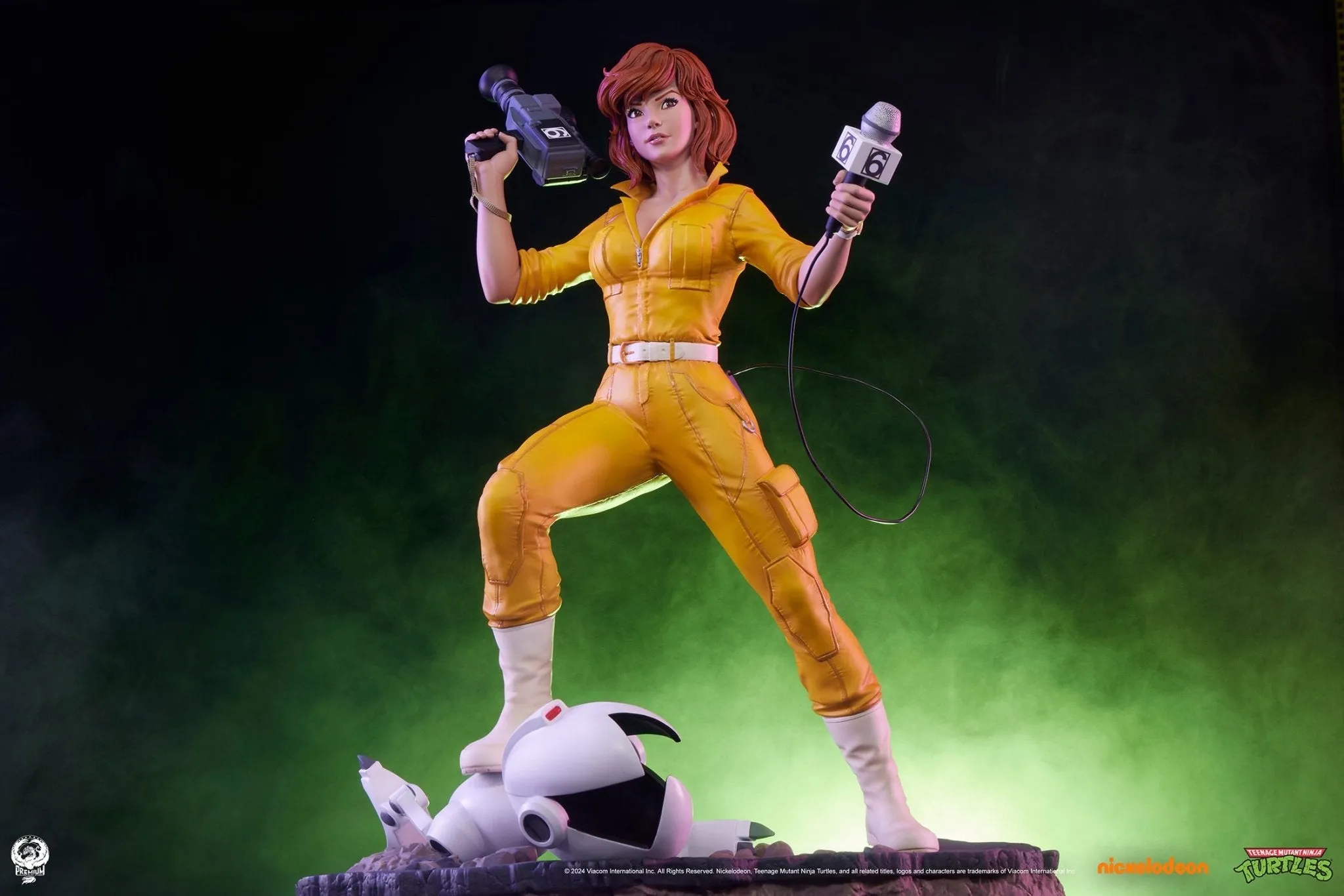 PRE-ORDER: PCS Collectibles Teenage Mutant Ninja Turtles April O’Neil Quarter Scale Statue