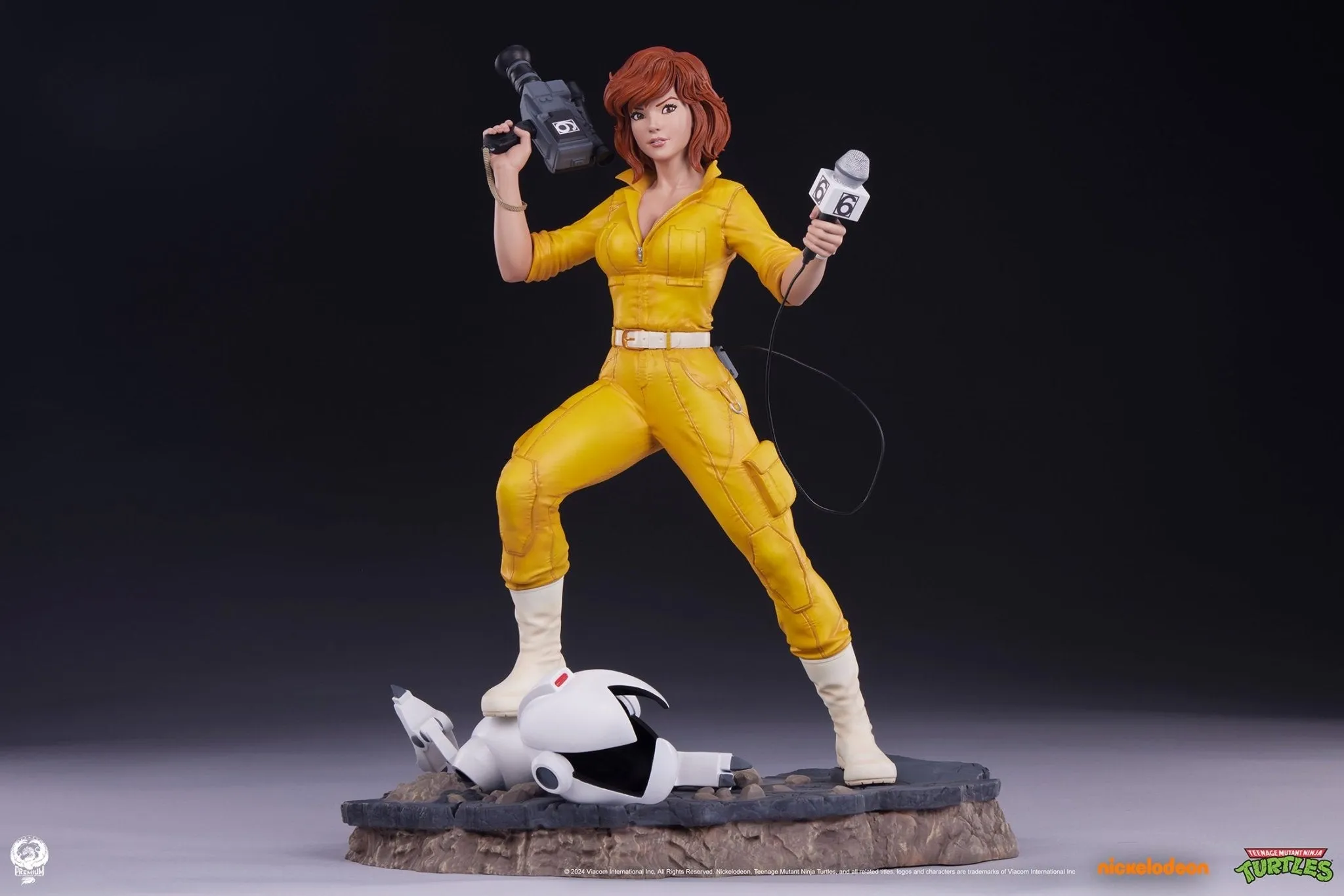 PRE-ORDER: PCS Collectibles Teenage Mutant Ninja Turtles April O’Neil Quarter Scale Statue