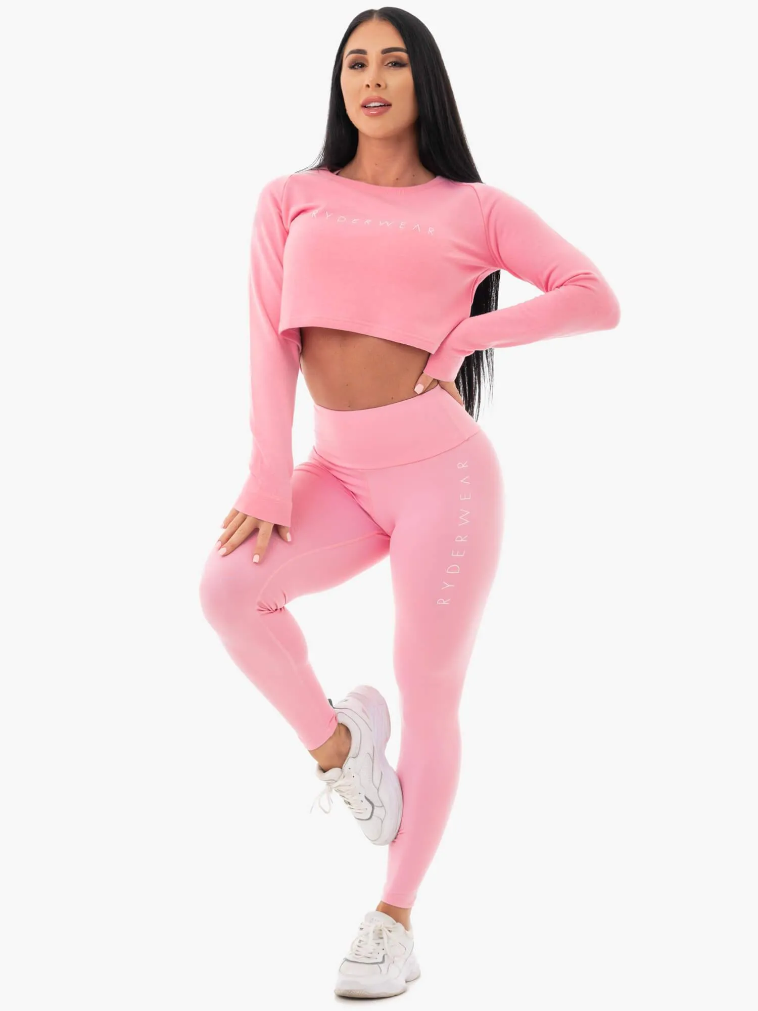 Staples Cropped Sweater - Pink