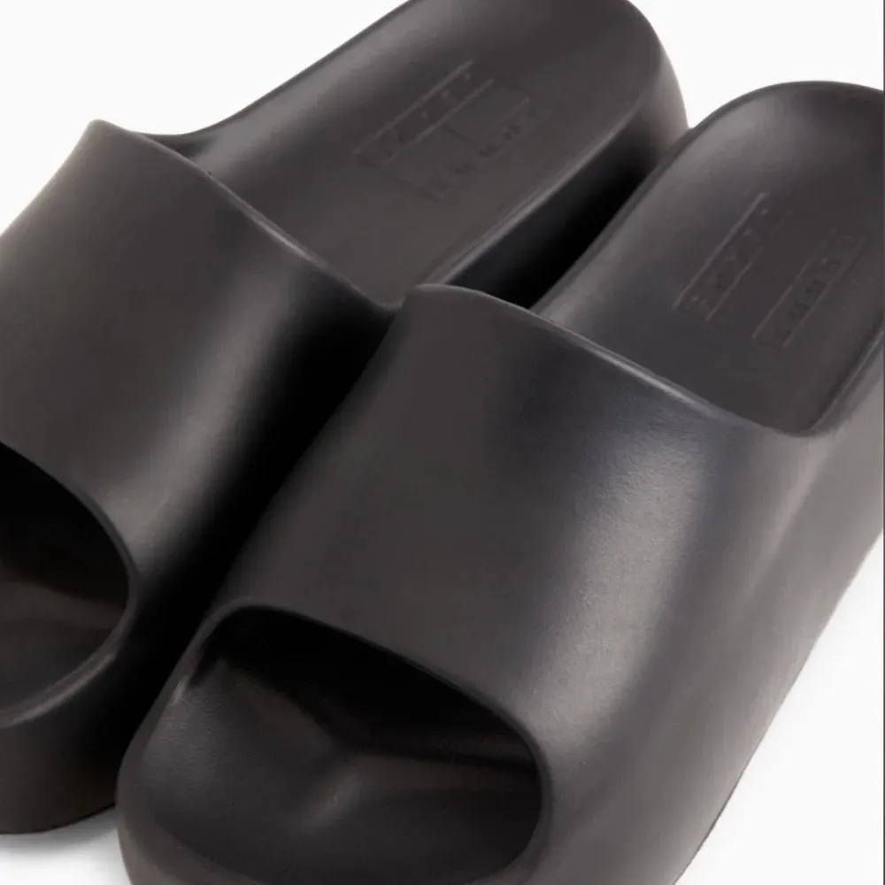 Tommy Hilfiger Chunky Flatform Pool Slides - BLK