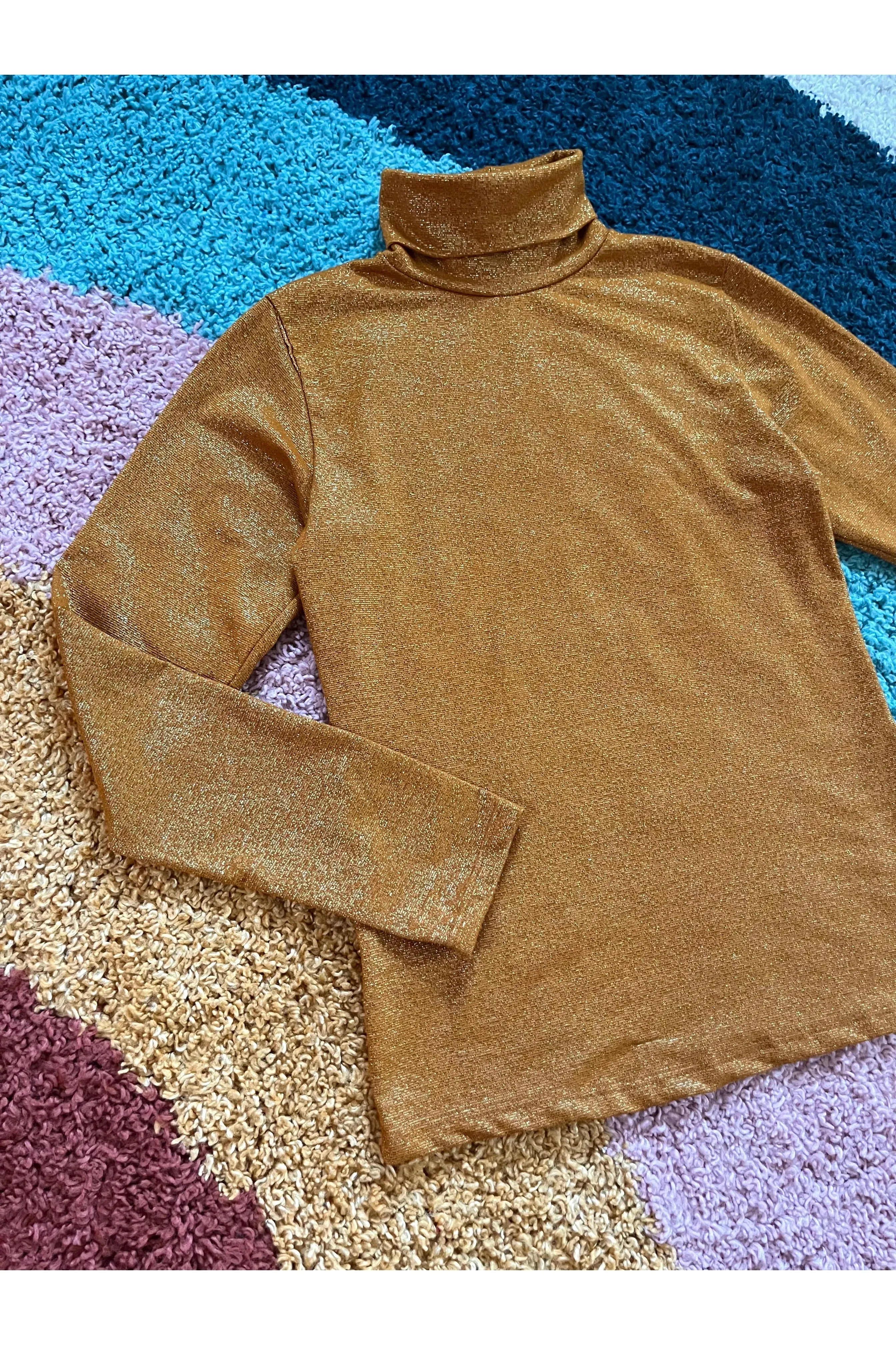 Vintage 70s-80s Ultra Sparkly Gold Turtleneck